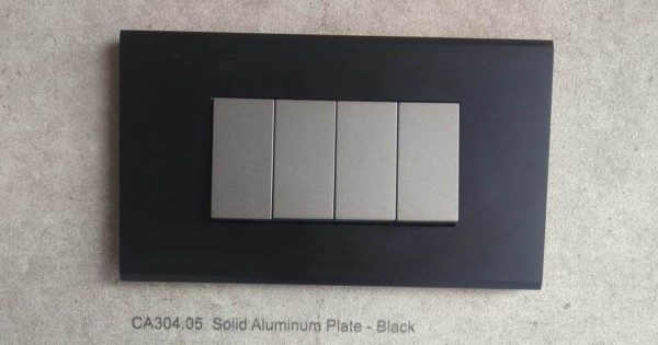 Solid Aluminium Plate - Black